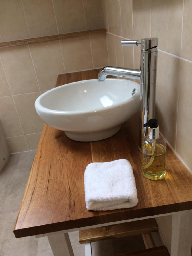 Burcott Mill Guesthouse Wells Buitenkant foto