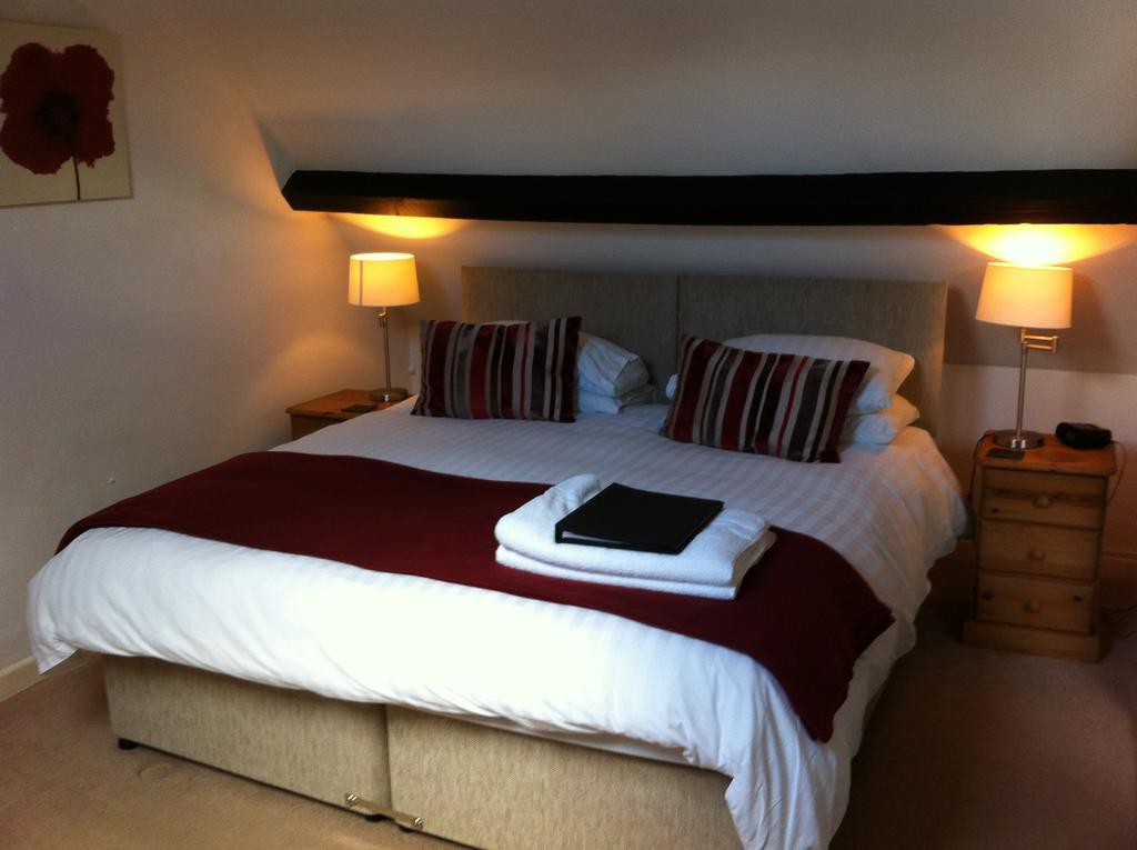 Burcott Mill Guesthouse Wells Buitenkant foto