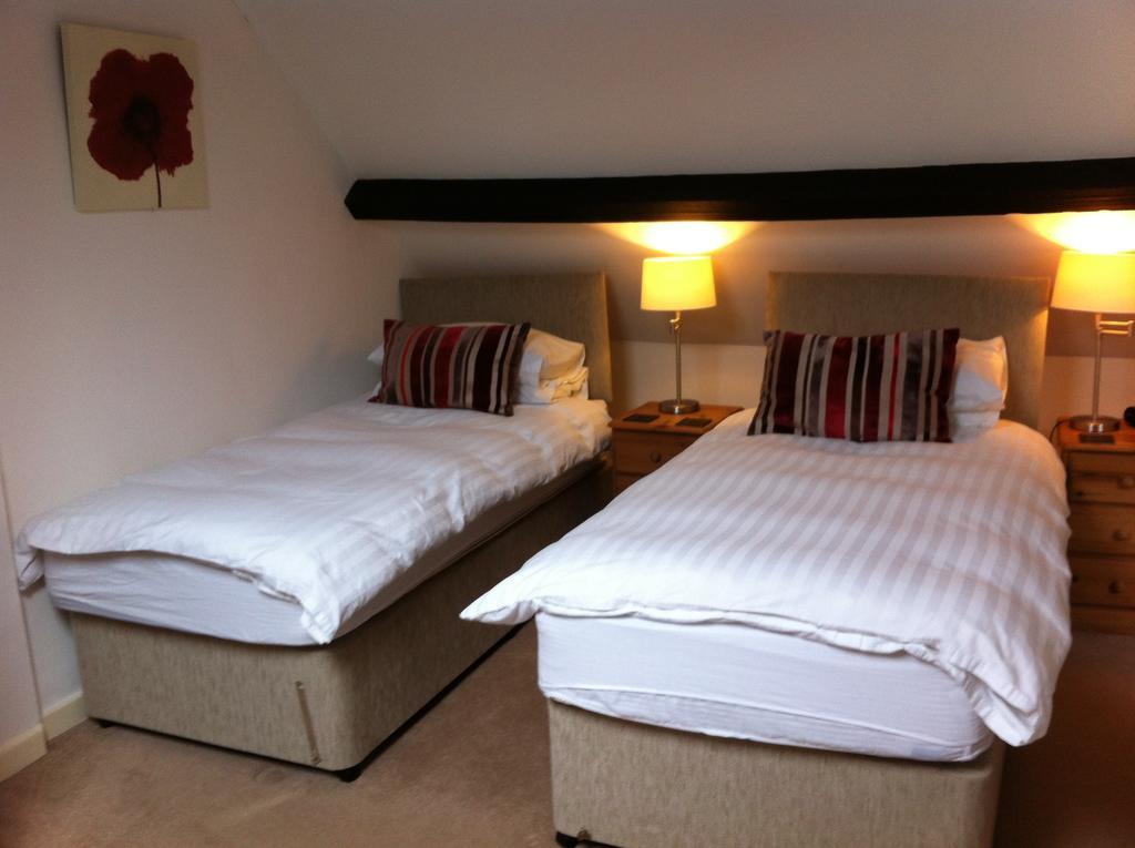 Burcott Mill Guesthouse Wells Buitenkant foto